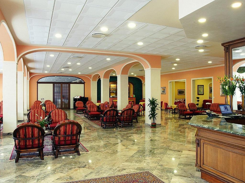 Hotel Columbia Terme Abano Terme Exterior photo