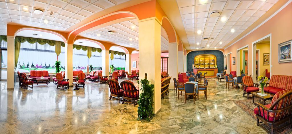 Hotel Columbia Terme Abano Terme Exterior photo