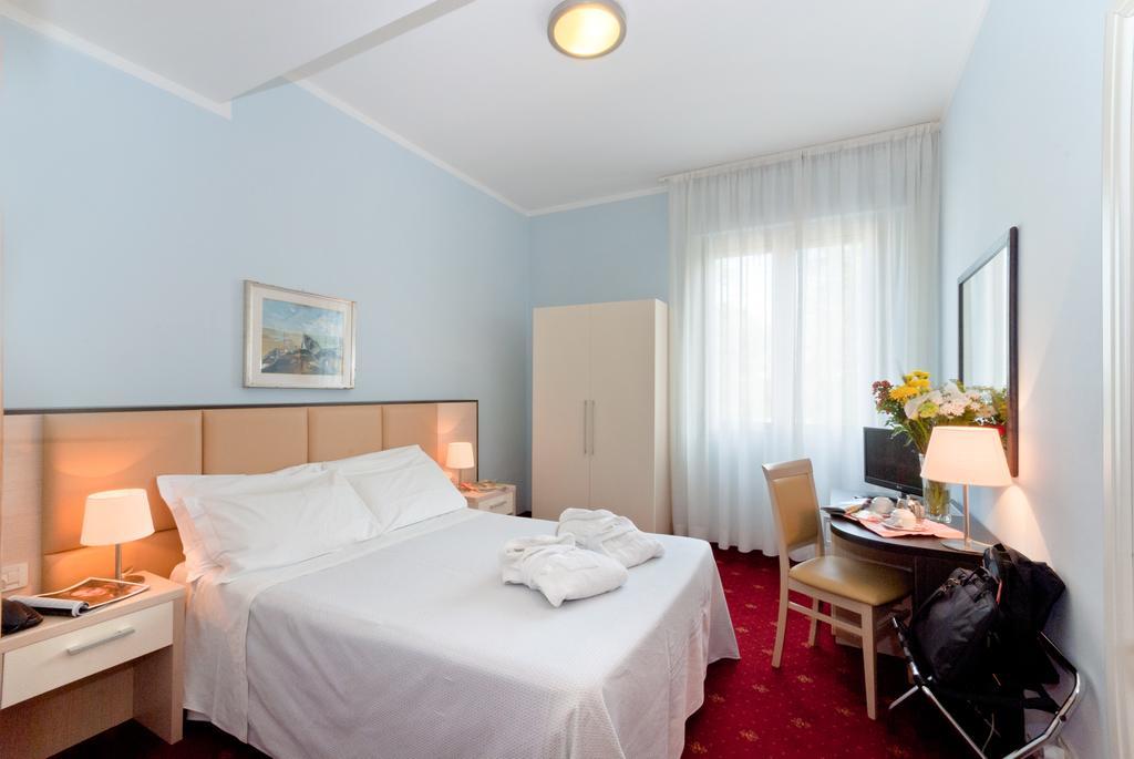 Hotel Columbia Terme Abano Terme Exterior photo